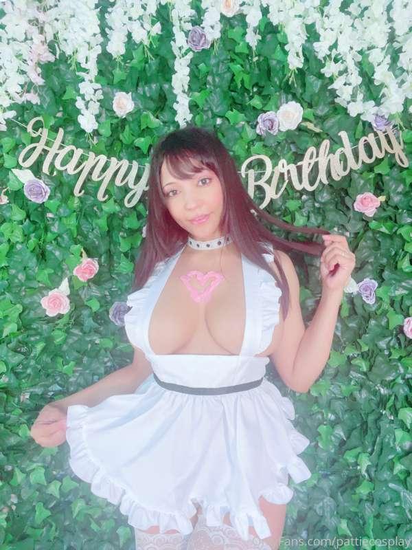 Birthday Apron selfie set sent to your messages 💕
There’s a ..