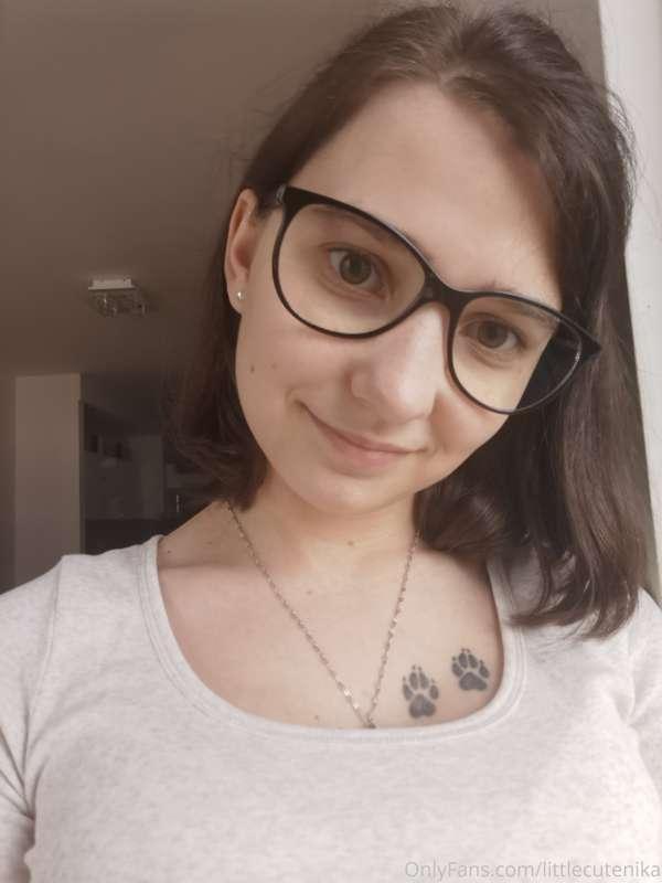 Just wanted to wish you great day! <3 Sorry for no nudity :D