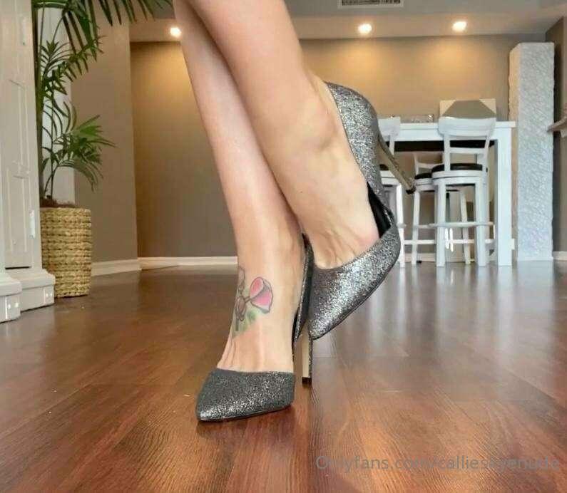 🎥: 🦶👩🏻‍🏭 Foot Job Video 🦶👩🏻‍🏭Look how talented I am! I can m..