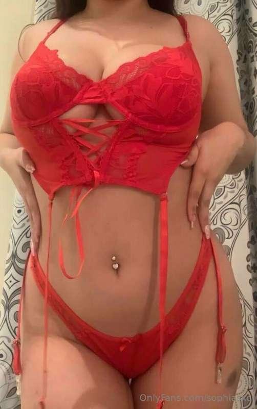happy friday :)) time to be horny all weekend 🥹