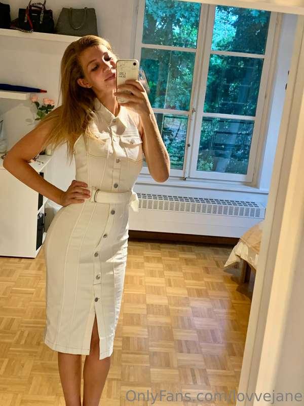 I wanted to show you how much I love love love this sexy but..