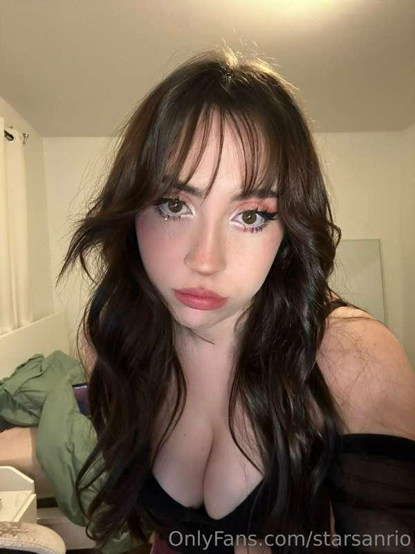 Happy new years :) spoil me a bit extra this year 🥰