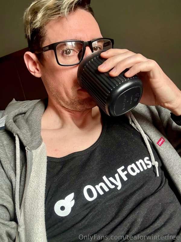 Sitting sipping waiting for my video to load on my viphttps:..