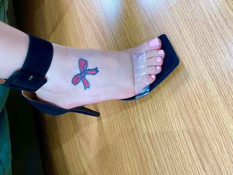 Modern princess feet, size 9 😍 I'm tall.
Pé de princesa mode..
