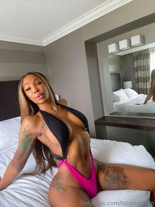 If I was your GF, you could grab my dick whenever you liked🤤