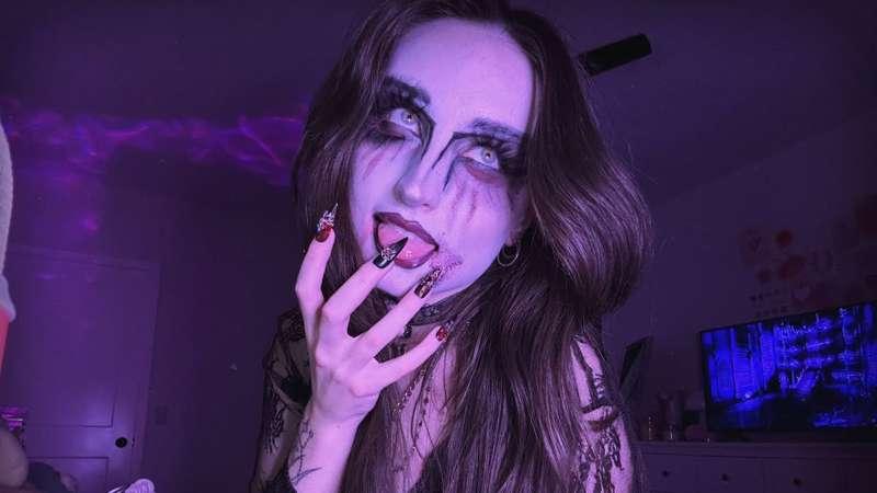 Early Release: ASMR | Fast & Intense Unpredictable Triggers ( Vampire Roleplay-ish )