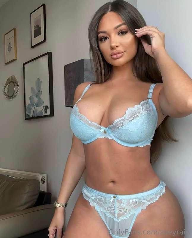 @sophiekent her first 100 subs get to see it for FREE!🩵👀http..