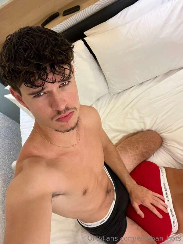 it was hot with @frenchcuteboy 🥵