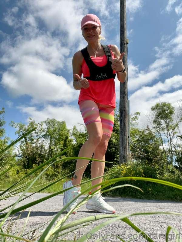 I ran 10k yesterday made me really horny sunshine and fitnes..