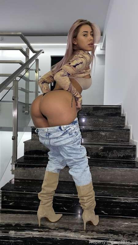 Morning guys, join my vip @laurabae_vip there you can see ev..