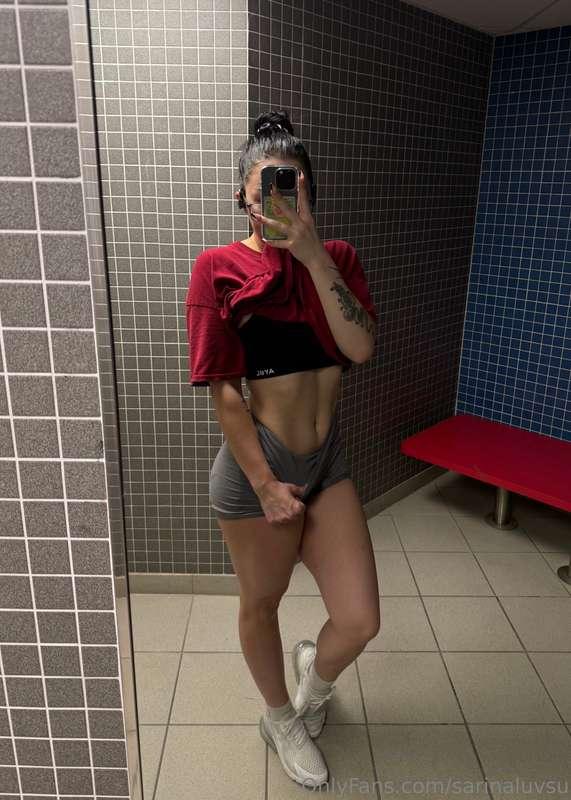 sarinaluvsu image #1