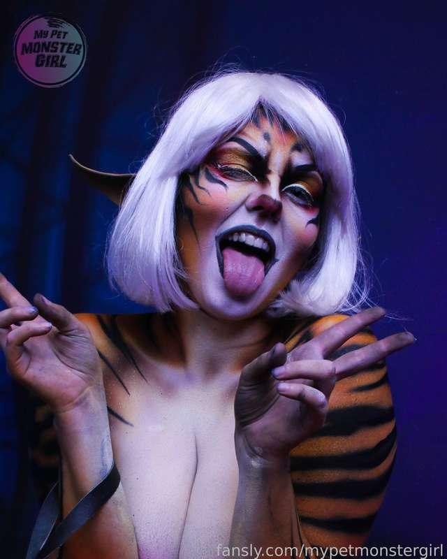 mypetmonstergirl image #13