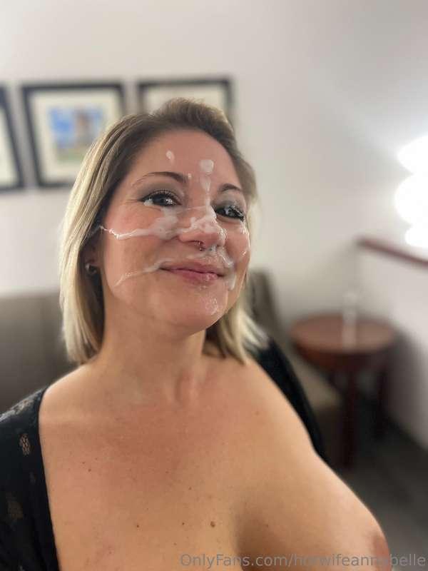 Great cumshot from my play date 😜💦