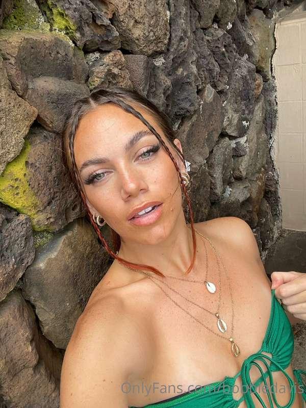 do u smoke, drink, both, or neither? answer the poll below 🔞