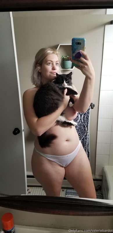 Good morning from Frankie and I ❤