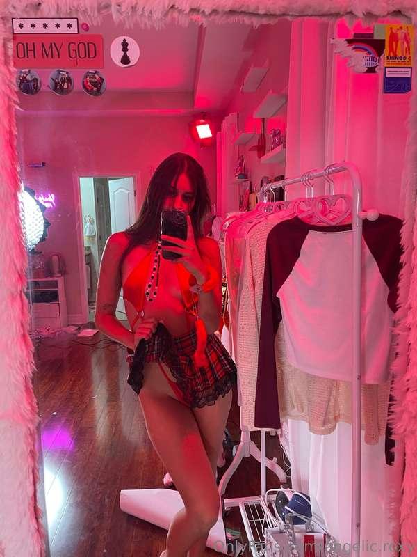 angelic.roxy image #0