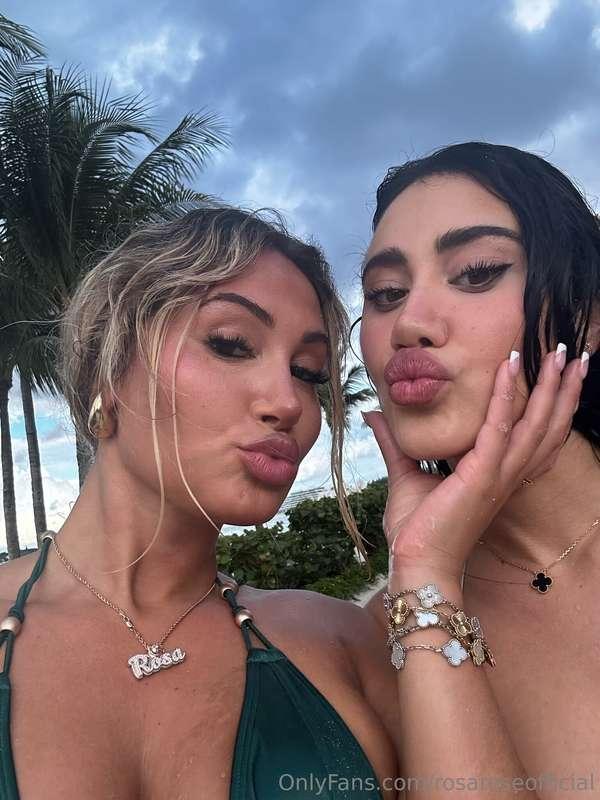 twin😘