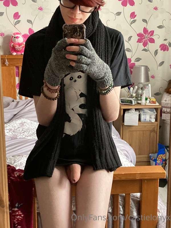 Theres something about soft dicks that just makes me wanna p..