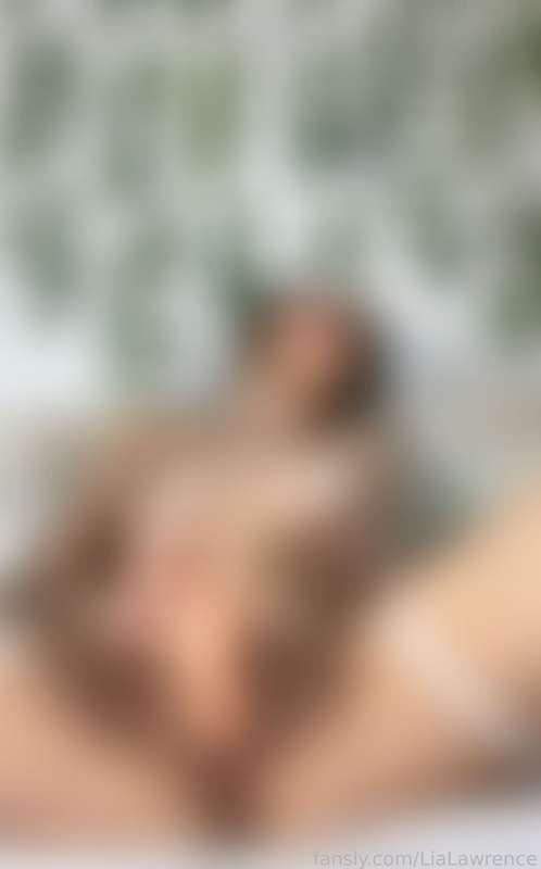 lialawrence image #4