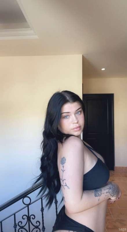 😋