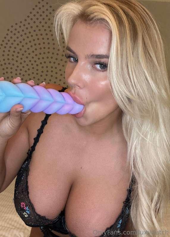 Do you think i can handle yours? 👅