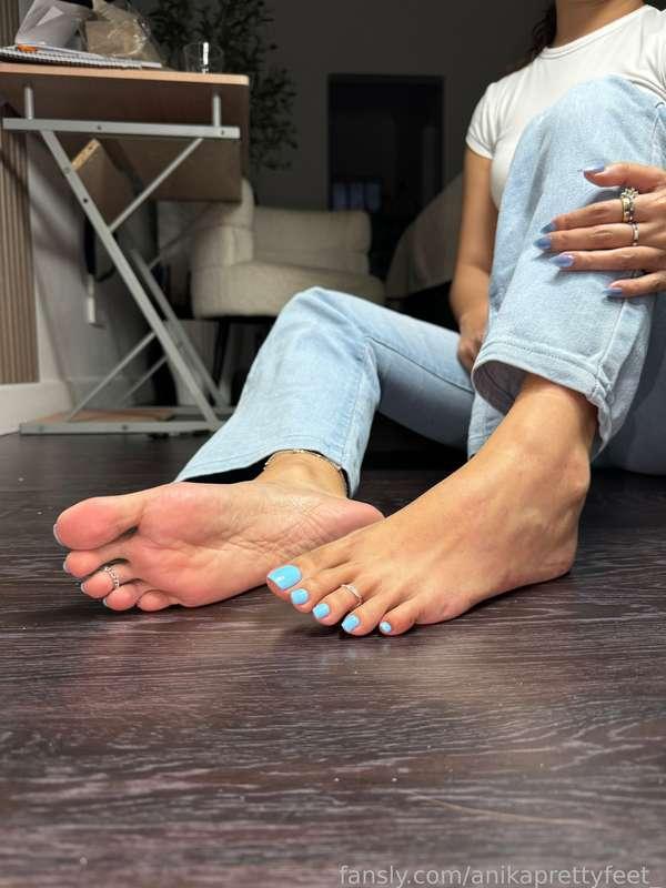 anikaprettyfeet_ image #12