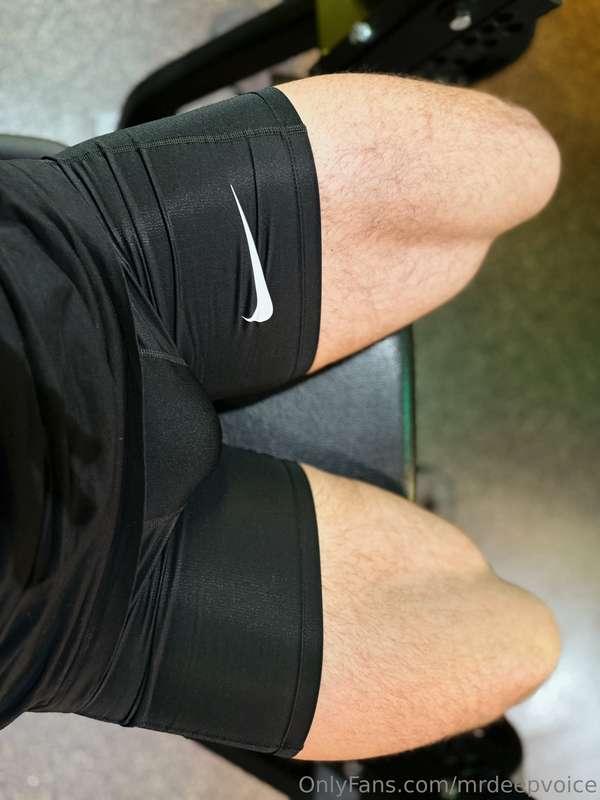 No shorts at the gym yesterday 😈Happy wanking, fans! 💦 
