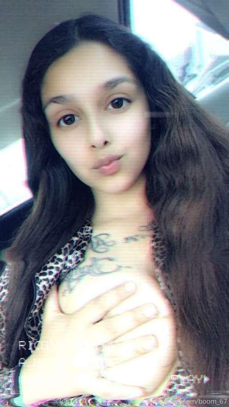 Who ready to see me put my dick down her throat?🍆💦 https://o..