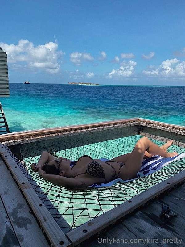 Paradise vacation overlooking the endless ocean 🌊 Would you ..