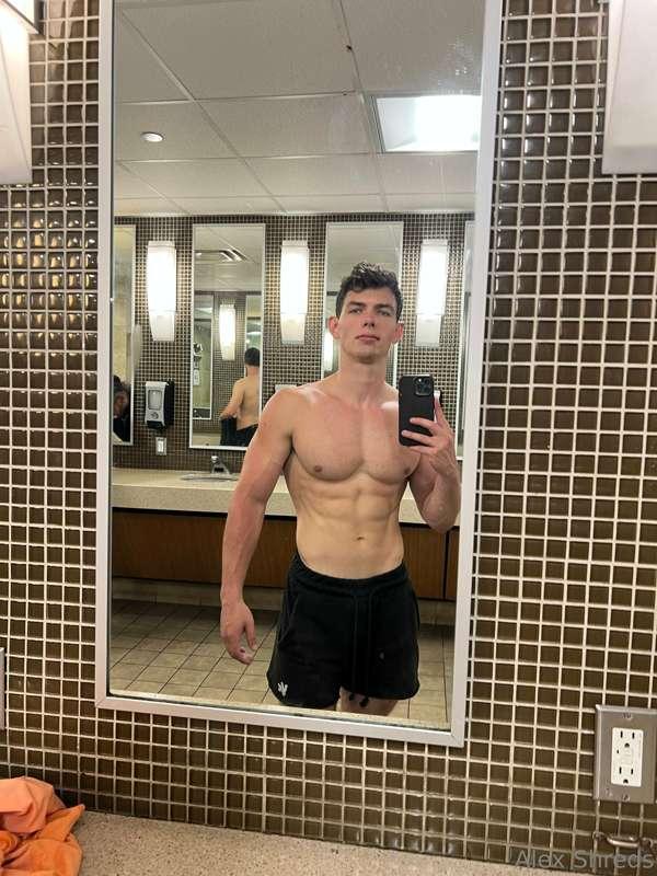 Where’s the back one?! 👀