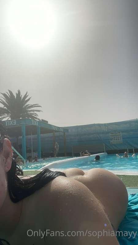 shagged on a sunbed, what you doing today?
