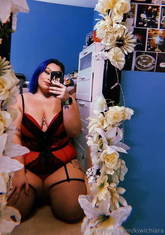 Happy Monday ✨Here’s to a new and naughty week 😈