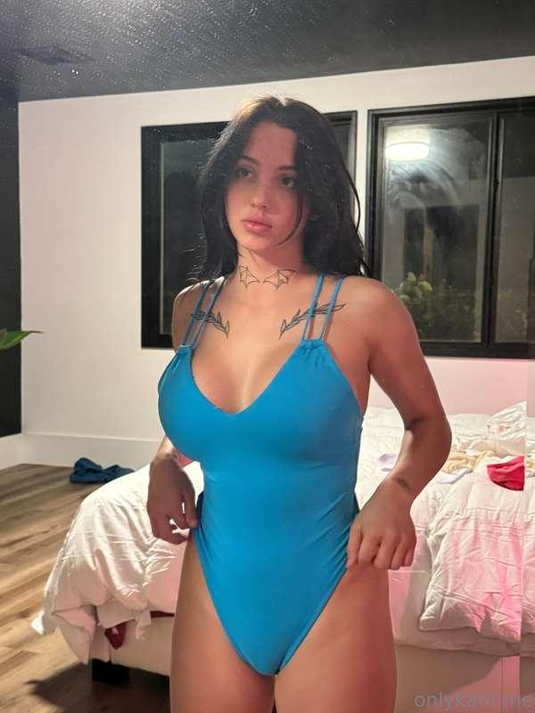 😻🦋 love this suit