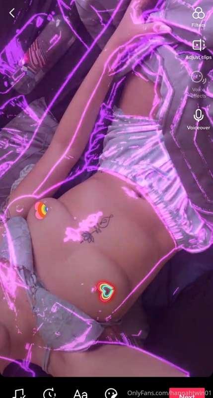 Don’t forget to tip and request loves