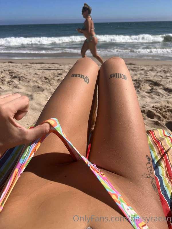 help me check for tan lines 😉☀️