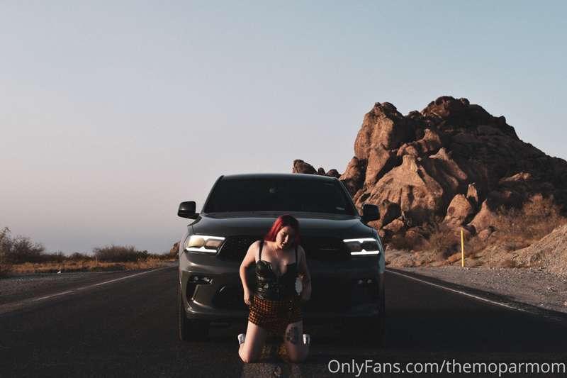 Doing an exclusive shoot today... who’s ready?😱