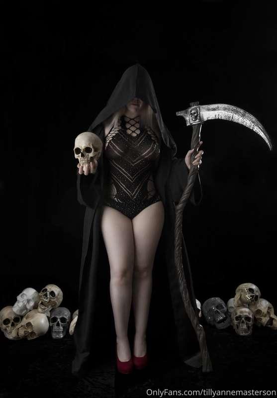 Something wicked this way comes....Happy Halloween!