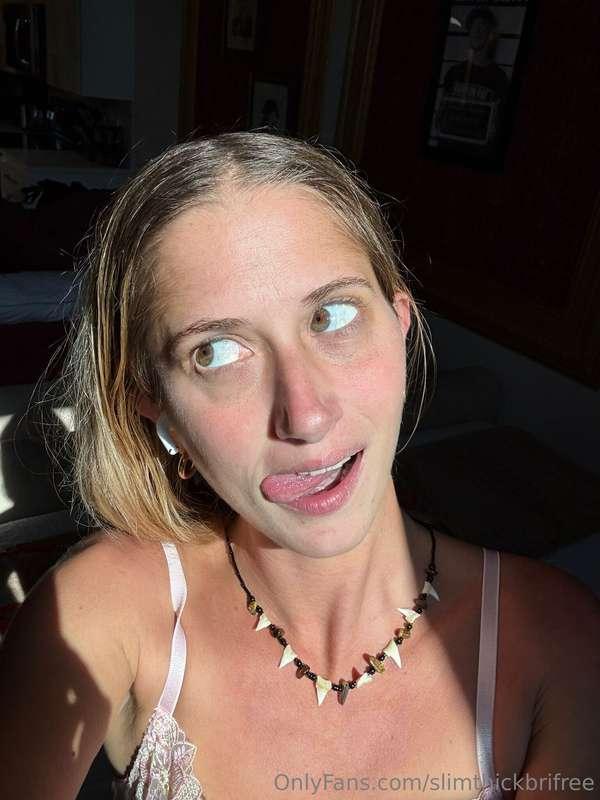 lemme make ur day better 💋