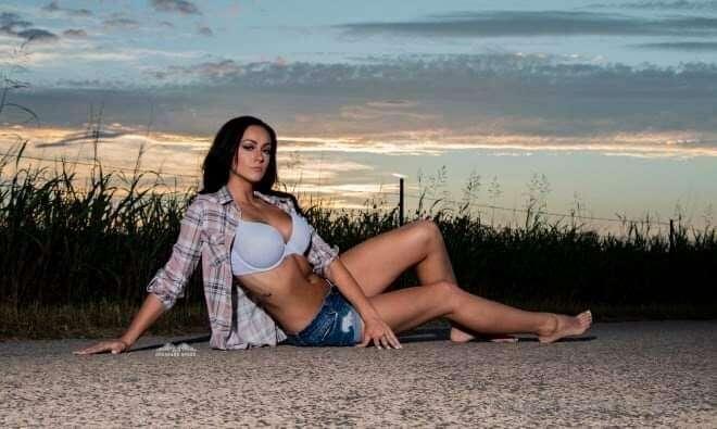 Save a horse ride a cowboy 🐎