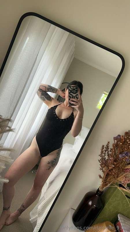 It’s becoming that weather 🙈☀️