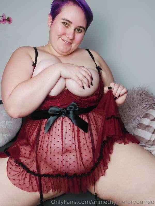 Bet you wanna tear it off me! 