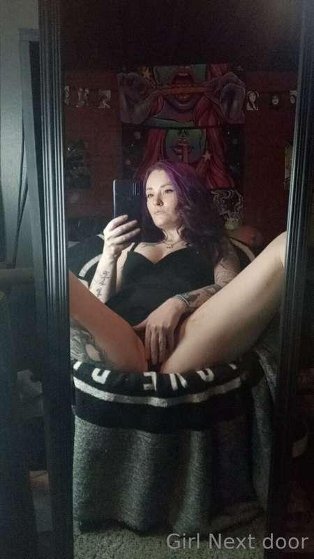 Want to see my tight pink pussy ? Tip 5$ on this post and I'..
