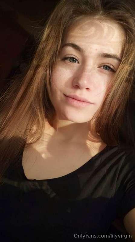 ❤️‍🔥CLICK HERE - @honeyfox888❤️‍🔥
This cutie is online and h..