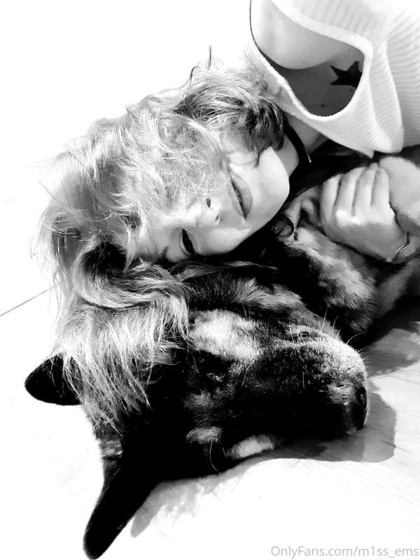 Good morning beautiful people ❤💋 love from, Matty and I