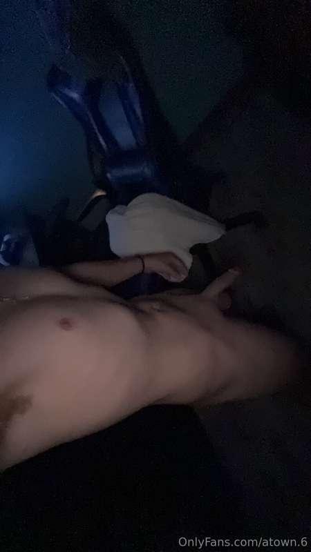 Who can make my soft cock hard? 😩
