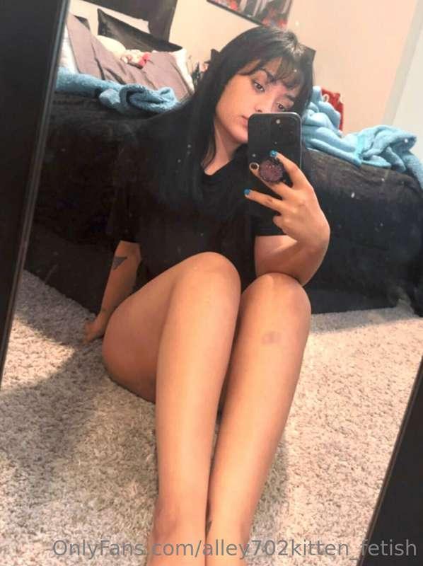 What kind of SOLOS do you 
Wanna see me stink up🍑💨