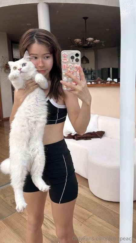 Yuki is my cutie pie. I love her 💕
