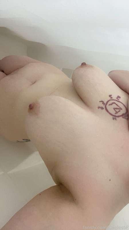 Shower time! #shower #bath #hucow #lactation #lactating 