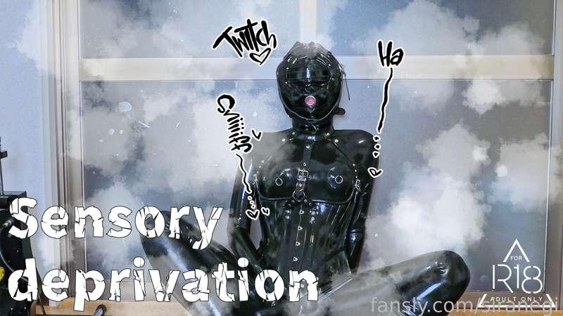 Rubber sex slaves wearing new full head masks and undergoing sensory deprivation training💕

Someone help me from this endless pleasure~💕