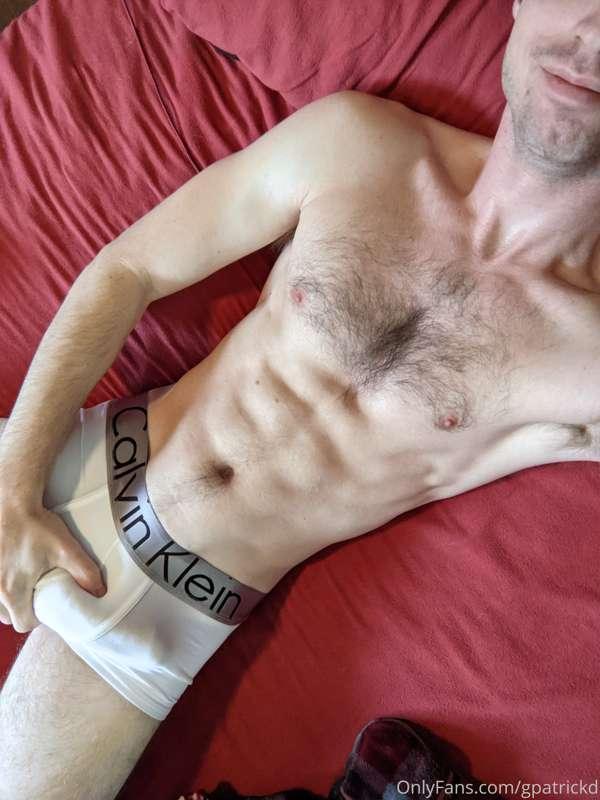 Nude of the day 😘 
Preview has underwear on. 🔓 For the rest ..